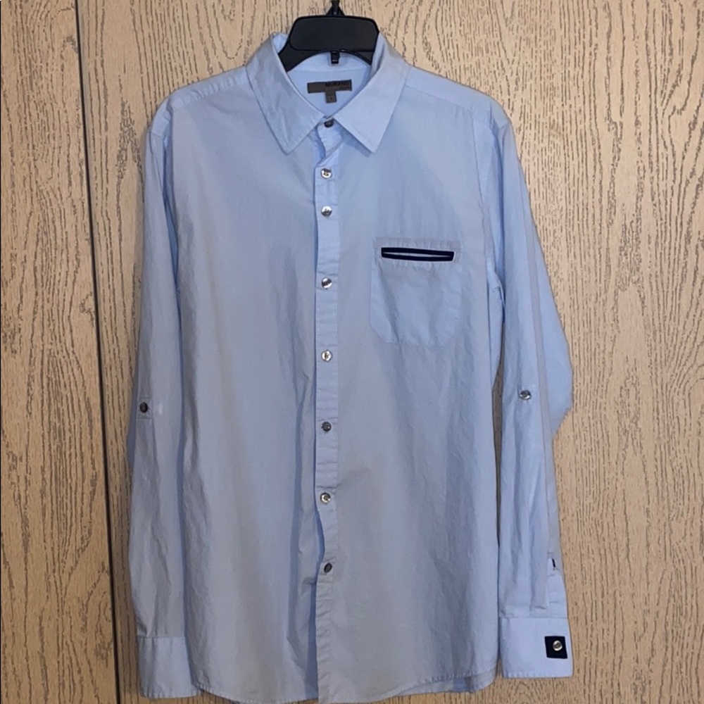 Men’s button up dress shirt
